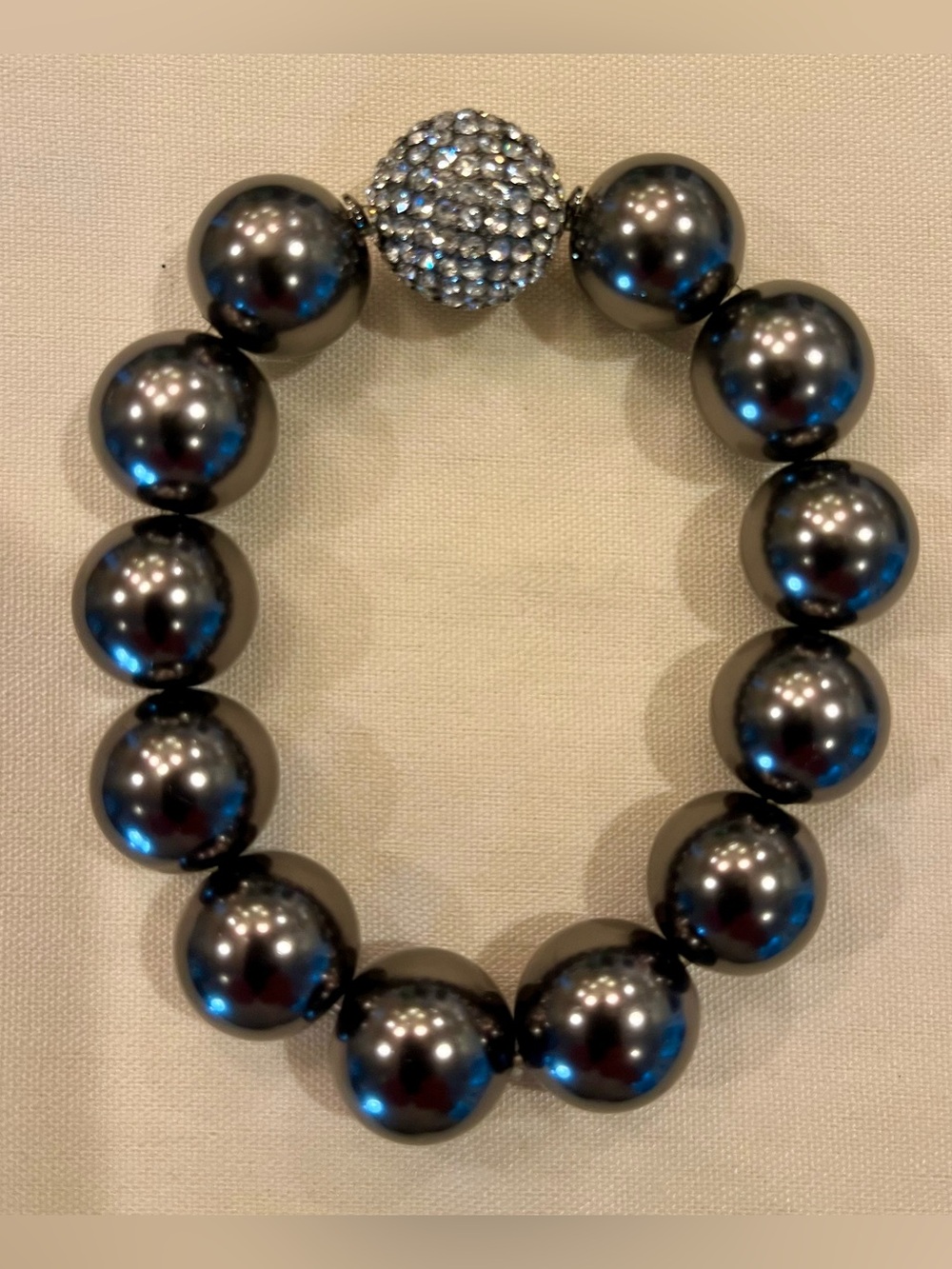 Black Pearl Beaded Bracelet with Pave Crystal Accent